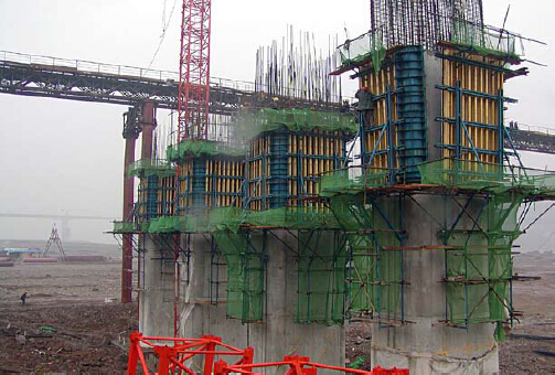 Single-Side Climbing bracket for formwork and scaffolding systems