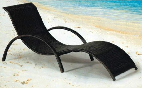 Outdoor Beach Lounger Rattan Beach Chair Chaise Lounger
