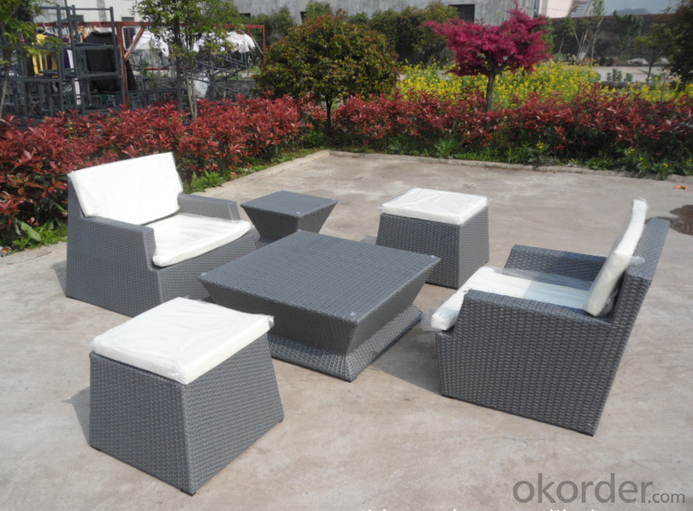 Patio Rattan Sofa for Outdoor use in Garden