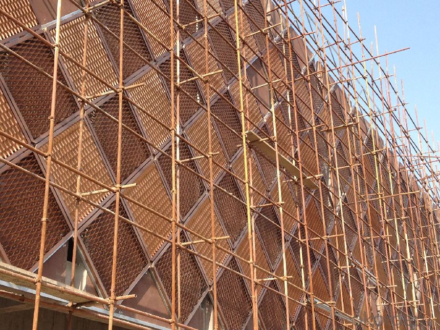 expanded metal mesh facade