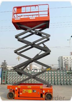 Mobile hydraulic self-propelled scissor lift platform
