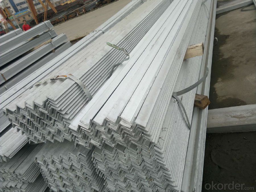 DIN1028 galvanized angle steel for construction