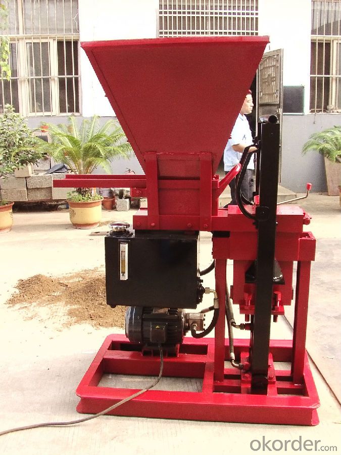 SL1-25 Hydraulic Semi-Automatic Brick Making Machine Using Soil