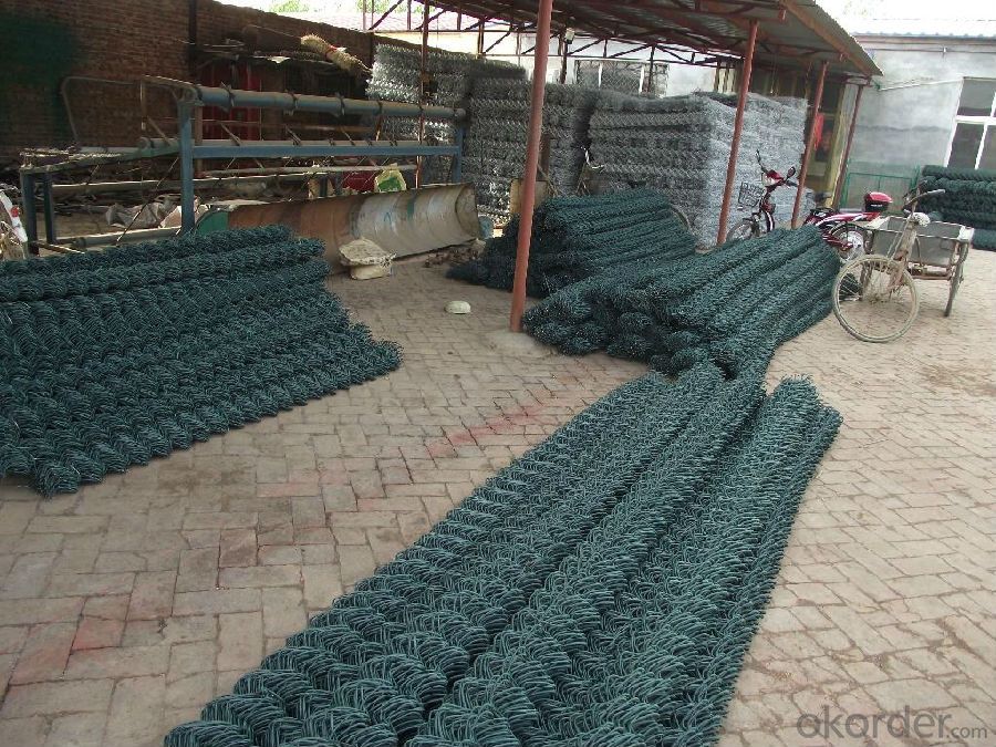 Chain Link Wire Mesh Fence with High Quality and Low Price