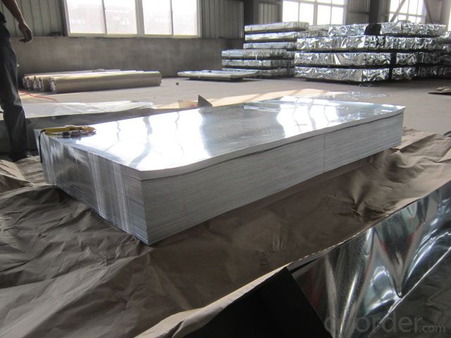 Hot-dipped-Galvanized Steel Sheet in Sheet