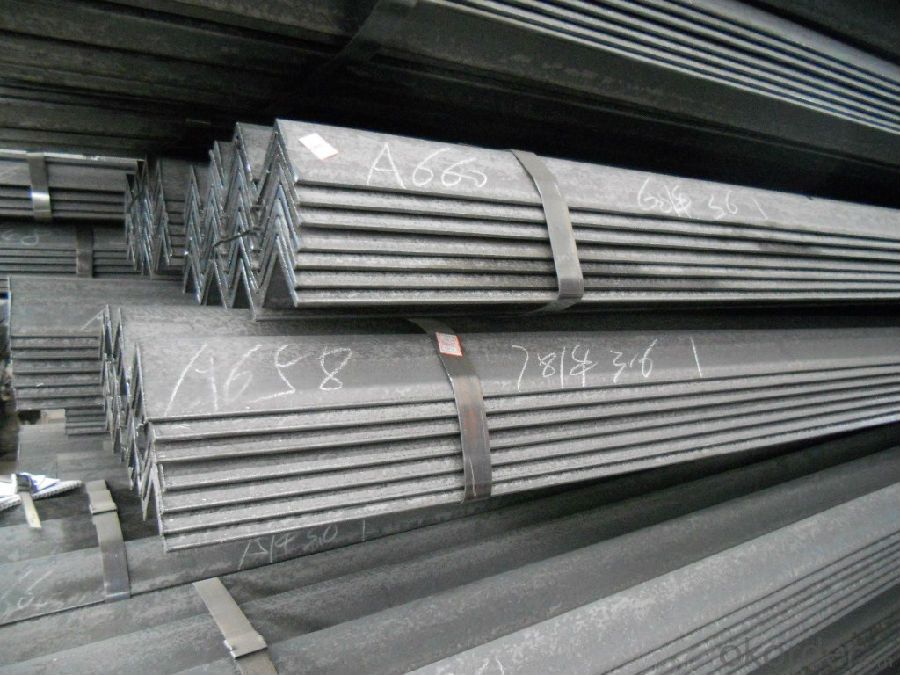 Hot Rolled Steel Angle Bar with High Quality 65*65mm