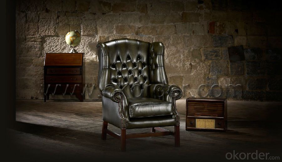 Georgian Chesterfield Chair in Luxurious House