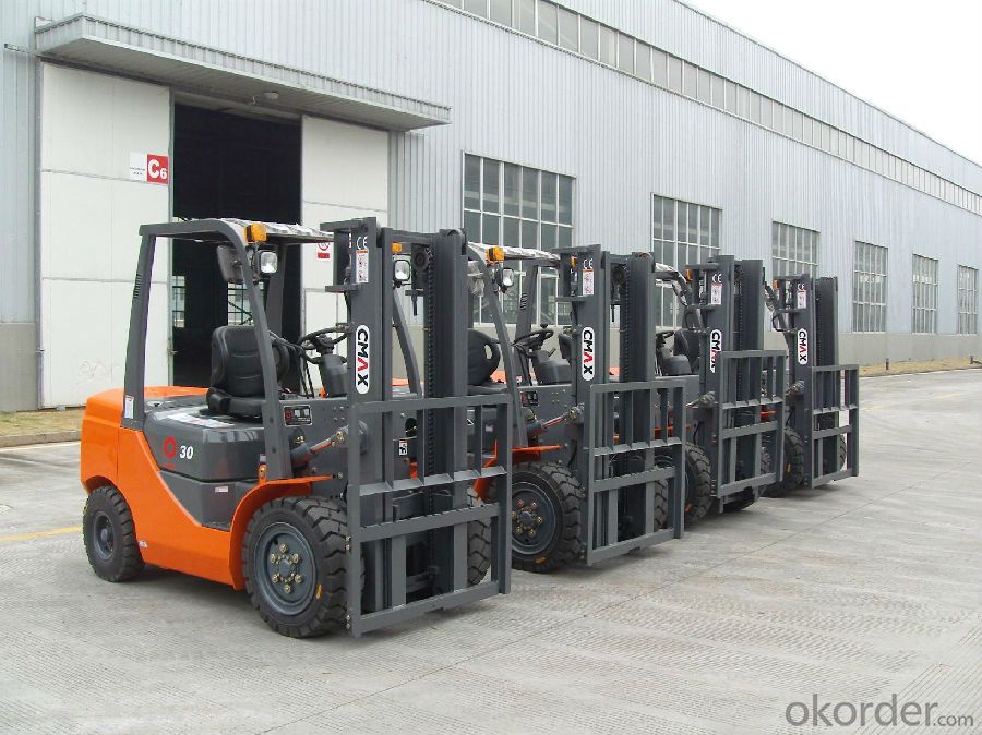 7.0T Disel Forklift Truck with Good Price