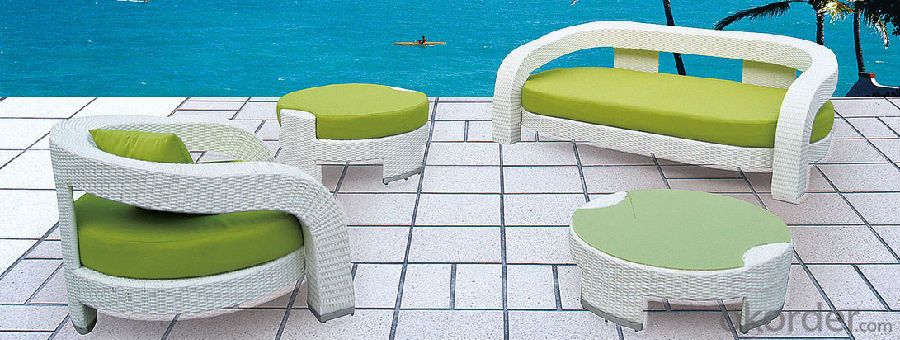 Wicker Conversation Set in White with Green Cushions