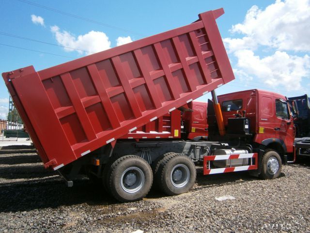 Dump Truck  4.6m  HOWO 4*2  LHD Drive