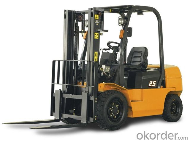 Forklift Trucks Gasoline / LPG  3.0t-3.5t