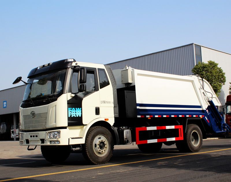Compress Garbage Truck Low Price 4X2