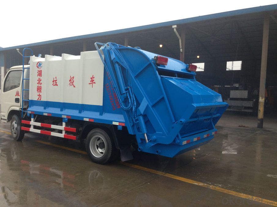 Garbage Truck China Garbage Compactor Truck, 4X2 Light