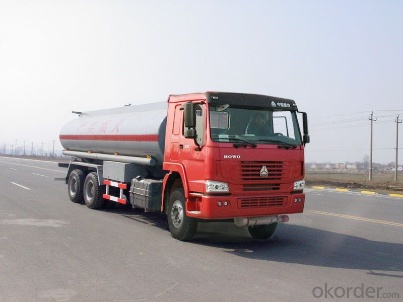 Fuel Oil Tank Truck  8X4 Tanker Truck 20cbm