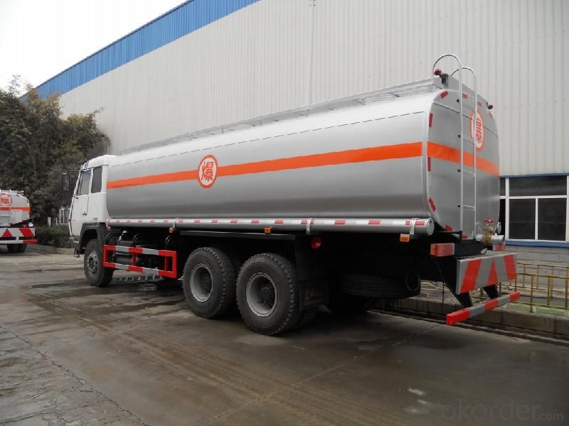 Fuel Tank Truck  8X4 30000 Litre Heavy