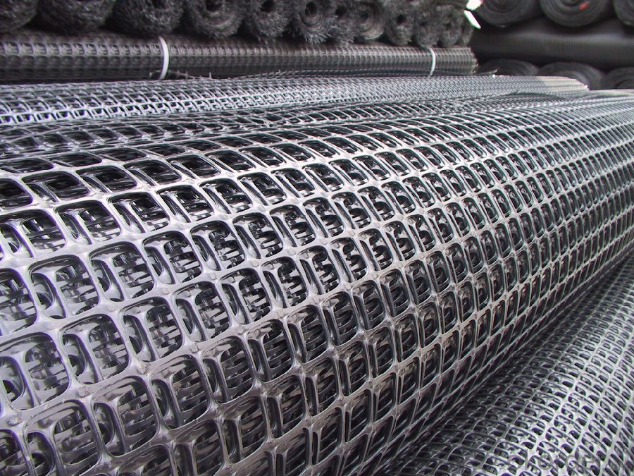 Plastic Uniaxial Geogrid for Geosynthetic Stabilization