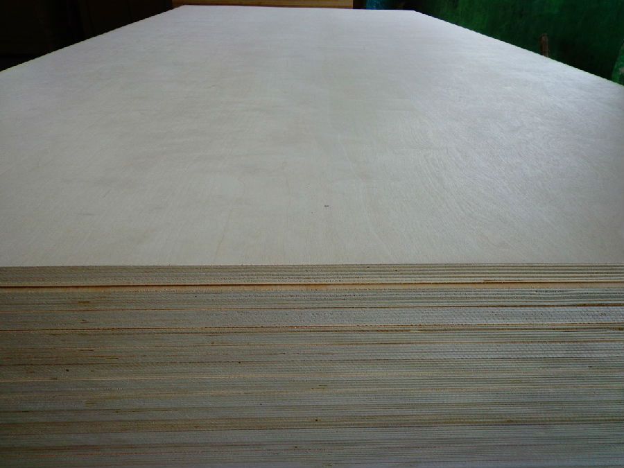 UV Coated Birch Melamine Plywood Commercial Plywood for Sale  for Furniture