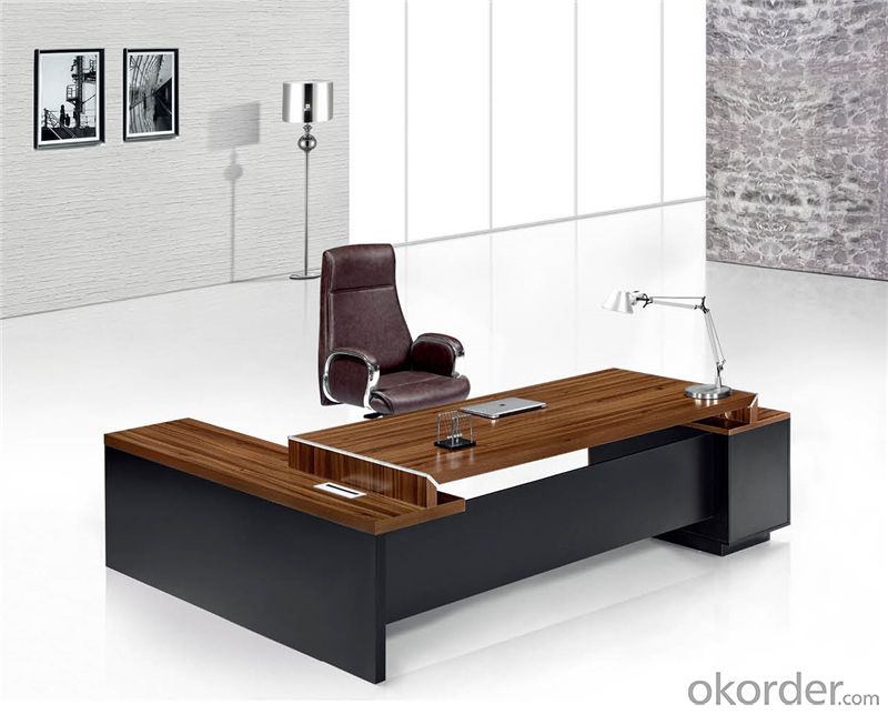 Office Executive Table with Environmental Material