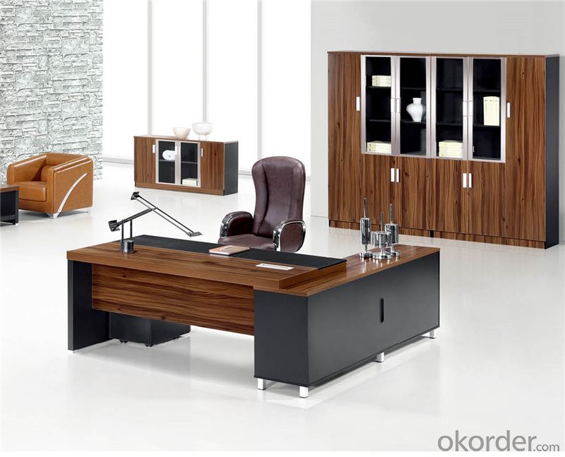 Office Executive Desk with Environmental Material