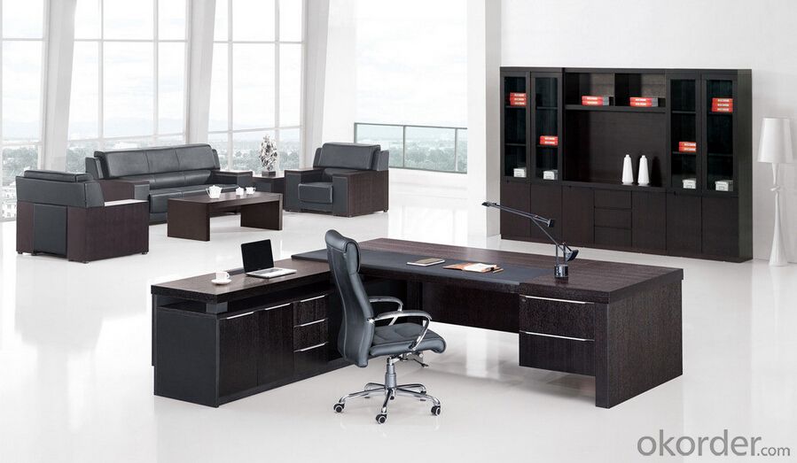 Manager Working Table with Classic Design