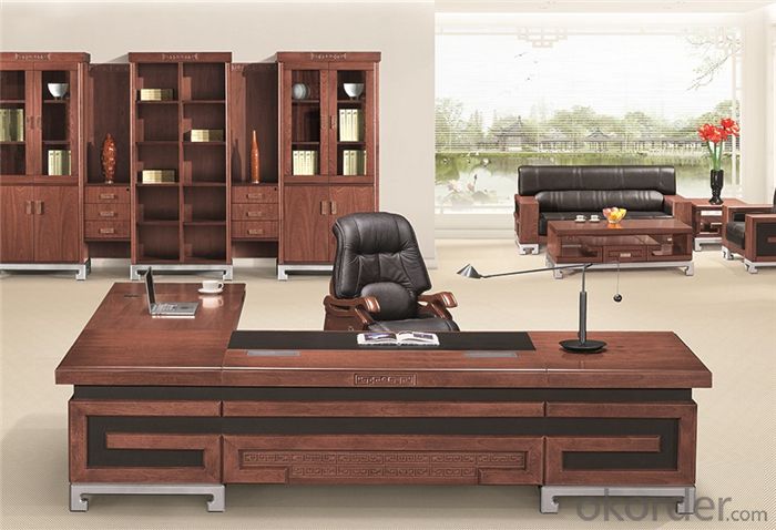 Executive Table with Veneer Painting Face