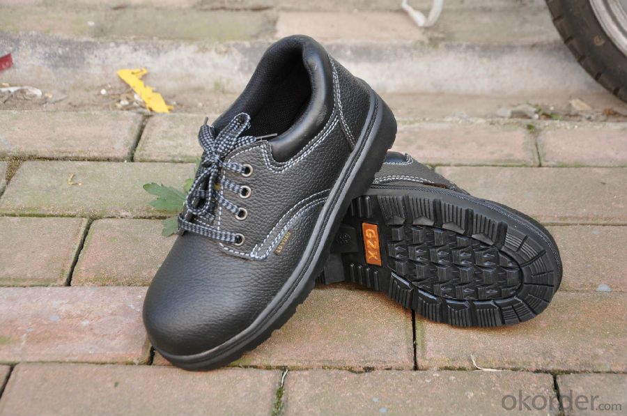 Safety Shoe with Steel Toe And Good Year Welt Construction