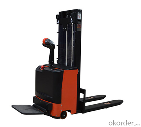 Hand Stacker -- EFS 0516 G with forklift