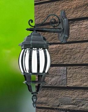 Bevelled Glass Diffuser E27 60W Outdoor Garden Light