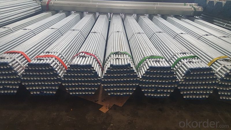 Galvanized welded steel pipe for construction machinery