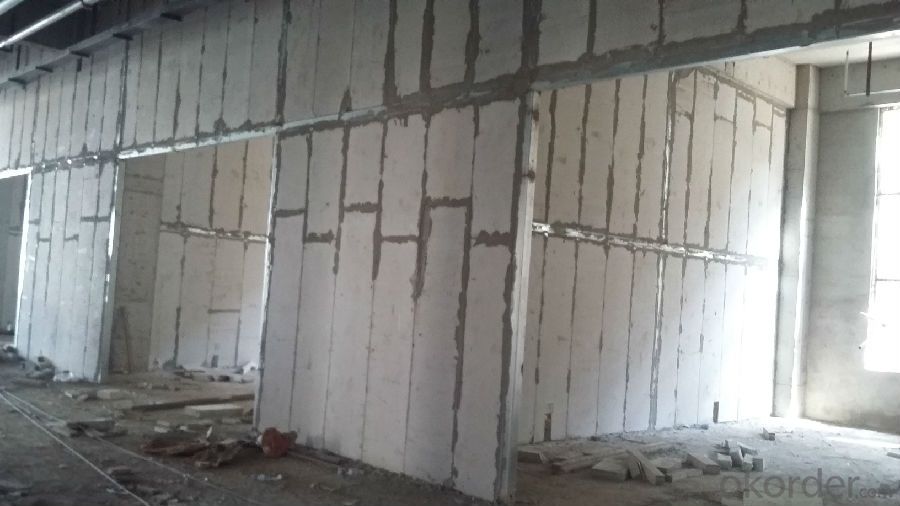 Building lightweight insulating wall board