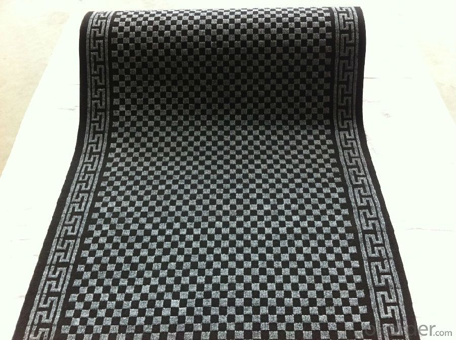 Checkerboard Pattern Jaquard Carpet With PVC Backing 100% Polyester