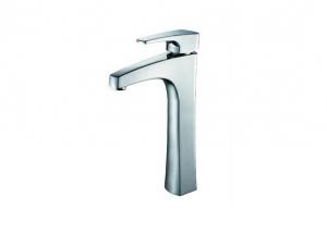 Elegant Single High Basin Faucet Chrome G12307