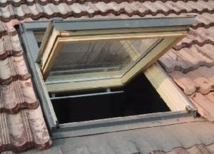 High Quality Top Hung Roof Window System 1