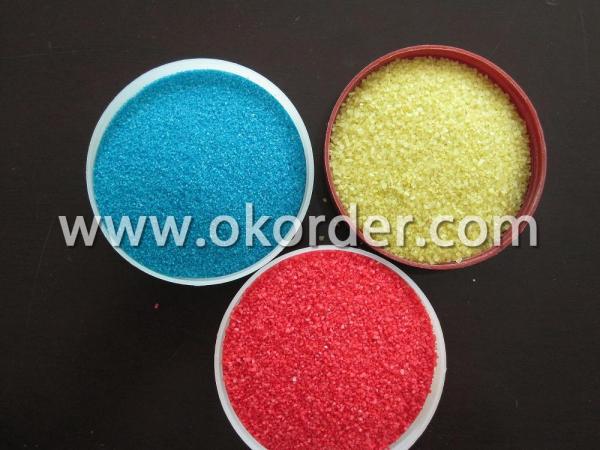  Multicolored granules  