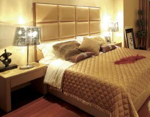 Hotel Bedroom Set HB02