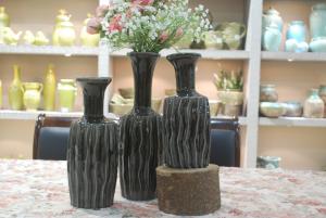 Hot Selling Fashion Home Décor Ceramic Black Vertical Stripes Flower Vase L System 1