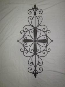 Hot Selling New Design Iron Craft The Cross Shape Wall Decoration System 1