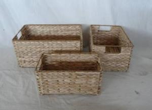 Home Storage Hot Sell Natural Cattail Woven Over Metal Frame Baskets S/3