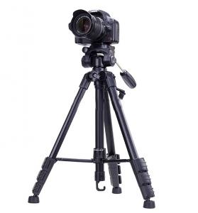 Yunteng 690 Aluminum 4-Section Tripods For Camera And Video Camera System 1