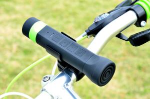 Portable Bluetooth Stereo Speaker Outdoor Bike Speaker With Power Bank Led Torch