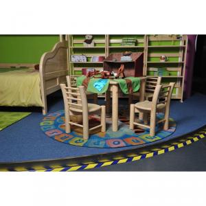 Children Preschool Furniture/Students Study Table with 4 Solid Wood Chairs in Pine Wood