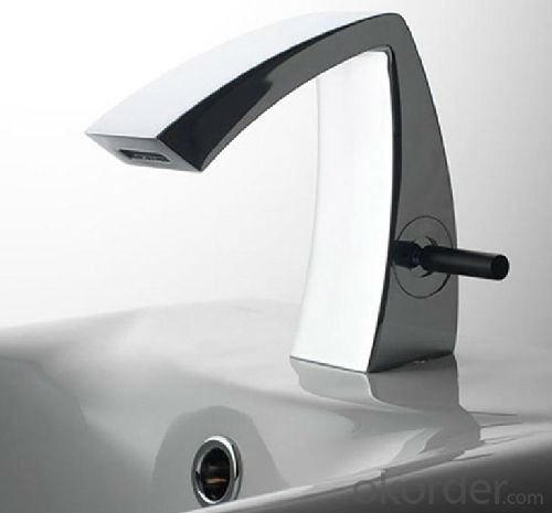 Hot Design Chrome Brass Single Lever Handle Bathroom Faucet