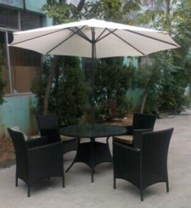 Outdoor umbrella for beach or garden