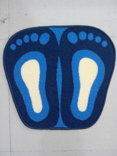 Lovely Feet Shape Floor Mat Used In Indoor Room System 1