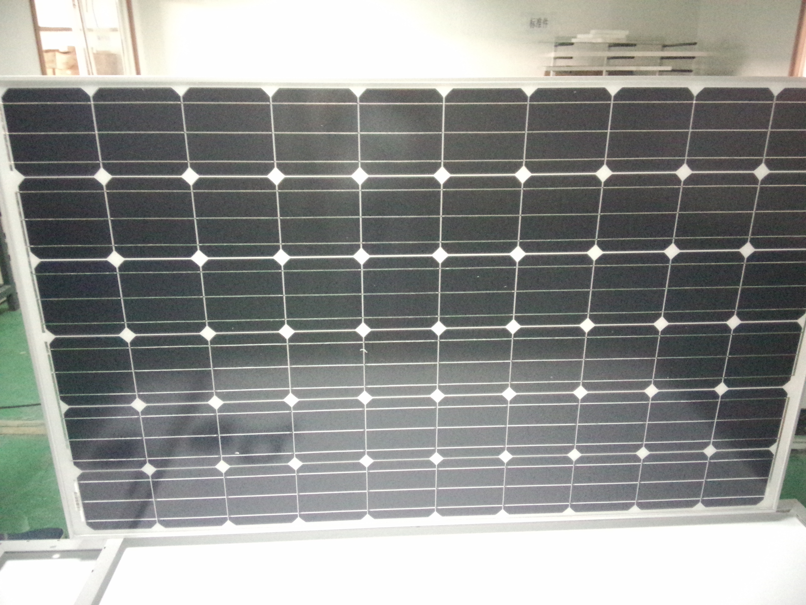 soalr panel (140w poly) with TUV and UL Certification in China