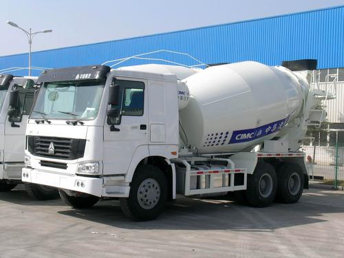 9m3 concrete mixer truck(HOWO chassis) System 1