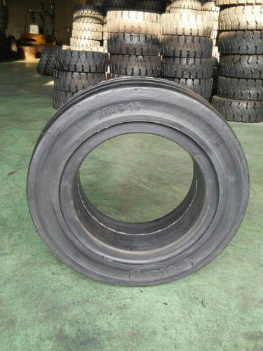 Forklift Solid Tyre-26*9-15 System 1