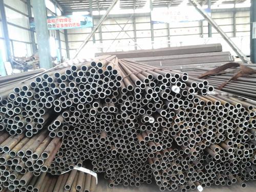 Round Hot Rolled Seamless Steel Pipes Thickness System 1