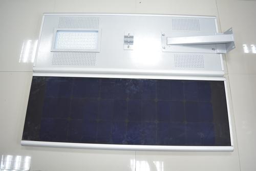 60W All-in-One Integrated Solar Light Pole System 1