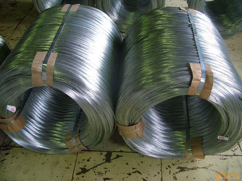 Low carbon galvanized steel wire